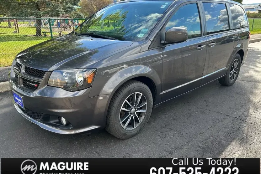 2019 Dodge Grand Caravan GT photo 1