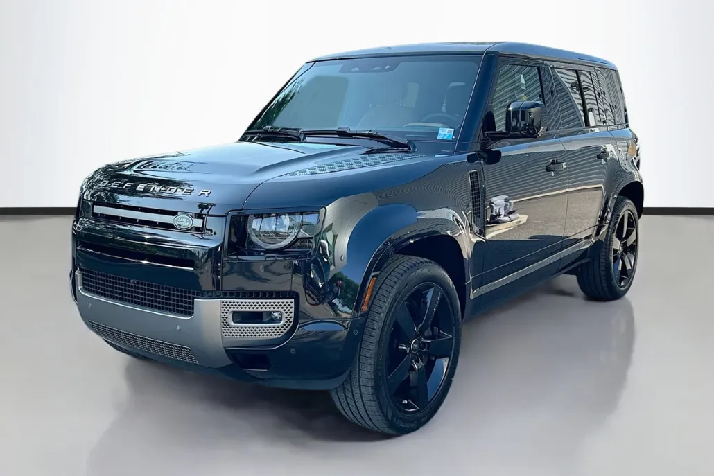 2025 Land Rover Defender 110 X-Dynamic SE photo 1