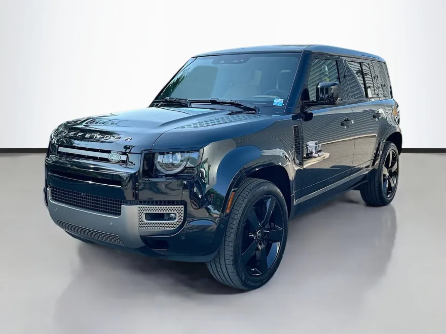2025 Land Rover Defender 110 X-Dynamic SE photo 1
