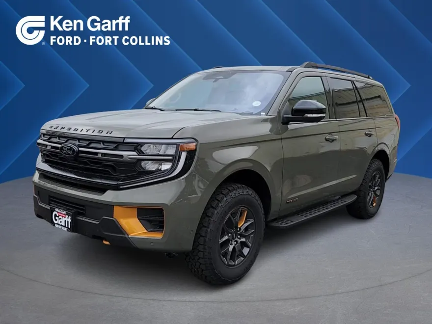 2025 Ford Expedition photo 1