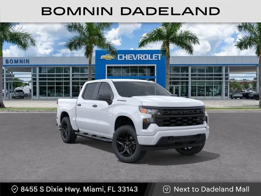 2025 Chevrolet Silverado 1500 Custom photo 1