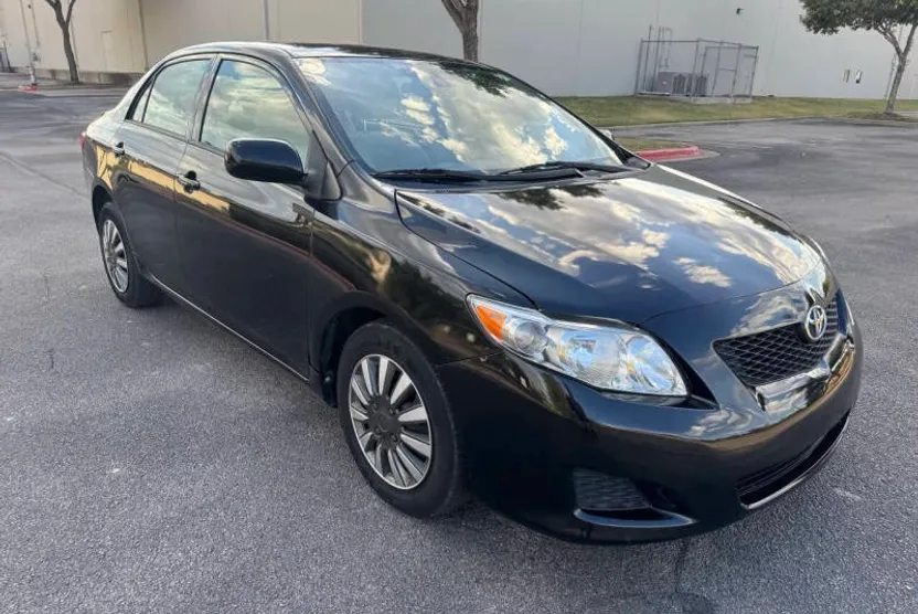 2009 Toyota Corolla CE photo 1