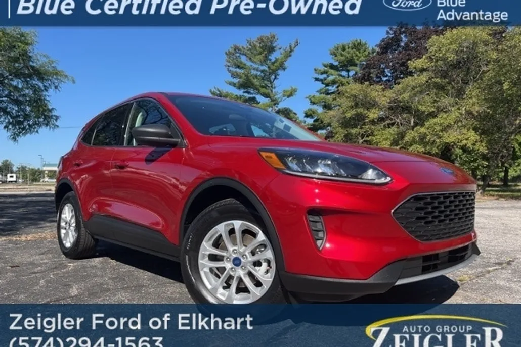 2022 Ford Escape SE photo 1