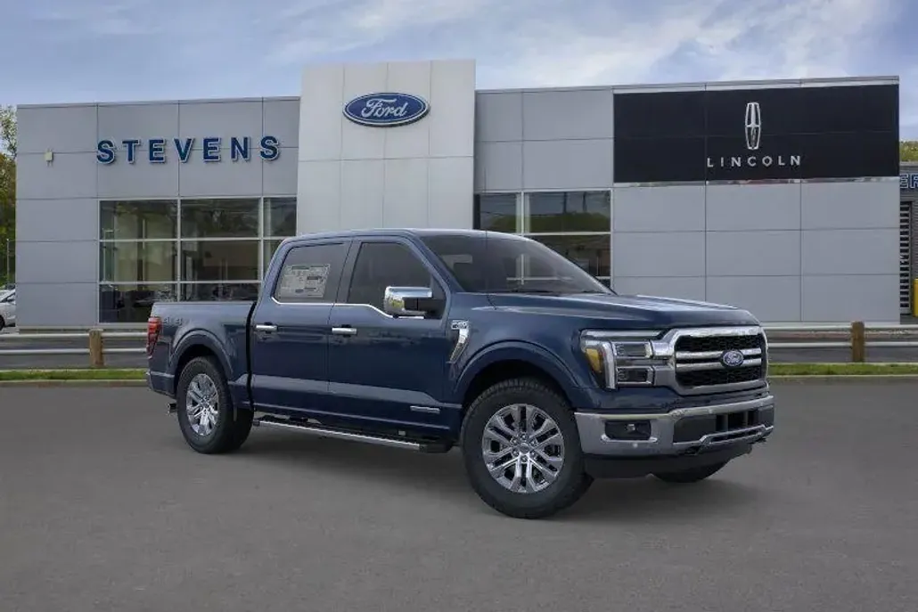 2025 Ford F-150 Lariat photo 1
