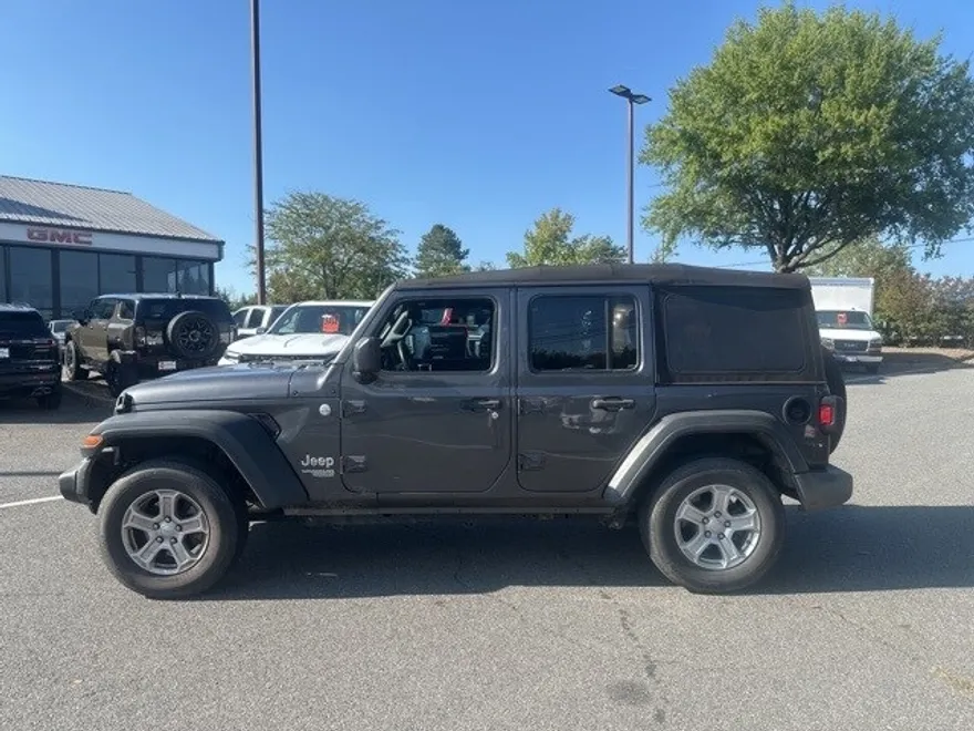2019 Jeep Wrangler Unlimited Sport S photo 1
