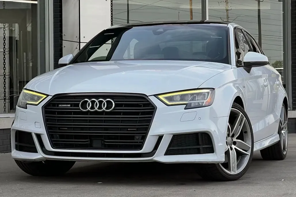 2020 Audi A3 2.0T Premium Plus photo 1