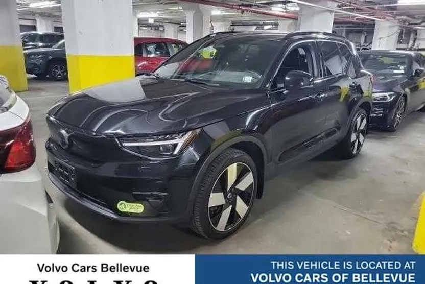 2023 Volvo XC40 Recharge Ultimate photo 1