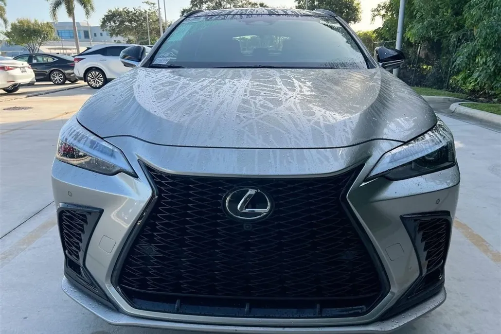 2023 Lexus NX 350 F SPORT Handling photo 1