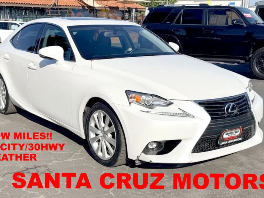 2015 Lexus IS 250 photo 1
