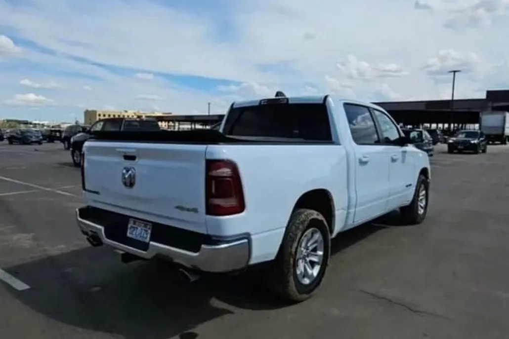 2023 Ram 1500 Laramie photo 1
