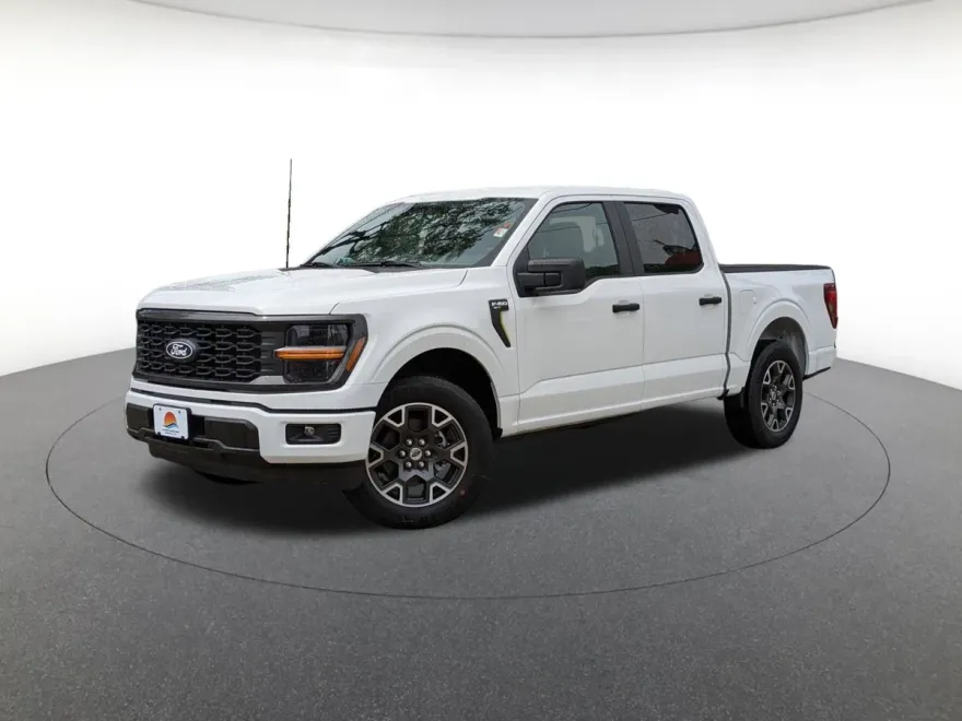 2025 Ford F-150 STX photo 1