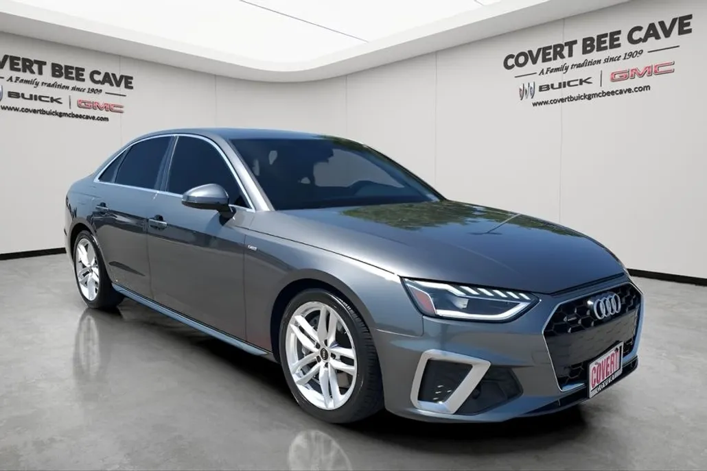 2023 Audi A4 S line Premium Plus 45 TFSI Quattro photo 1