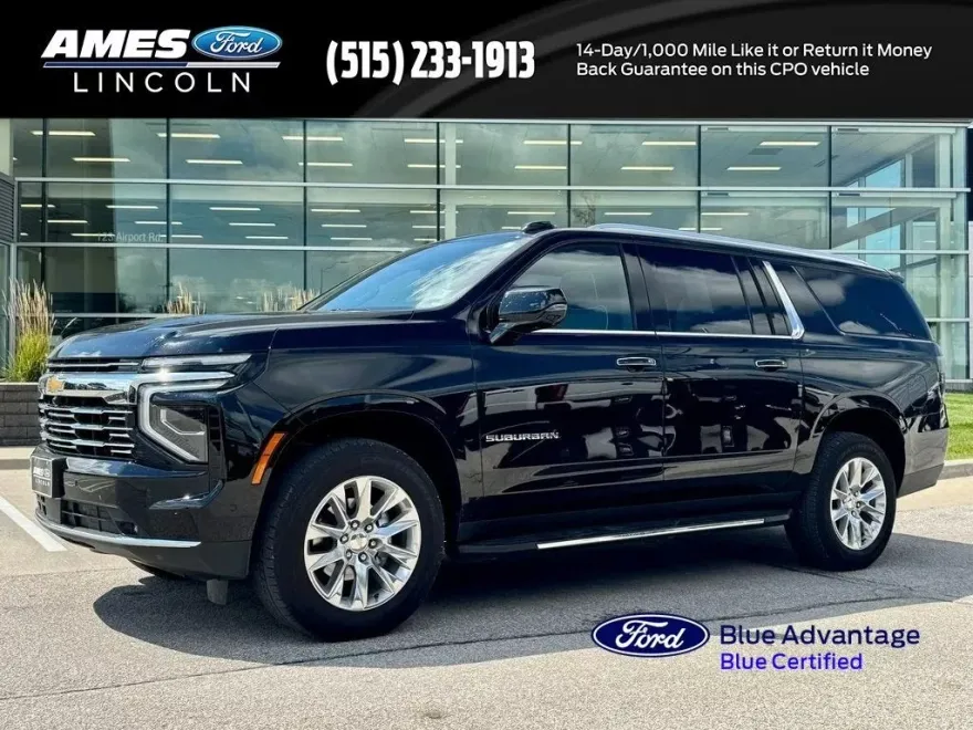 2025 Chevrolet Suburban Premier photo 1