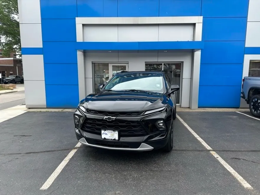 2025 Chevrolet Blazer 2LT photo 1