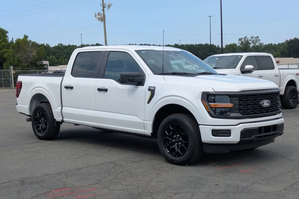 2025 Ford F-150 STX photo 1