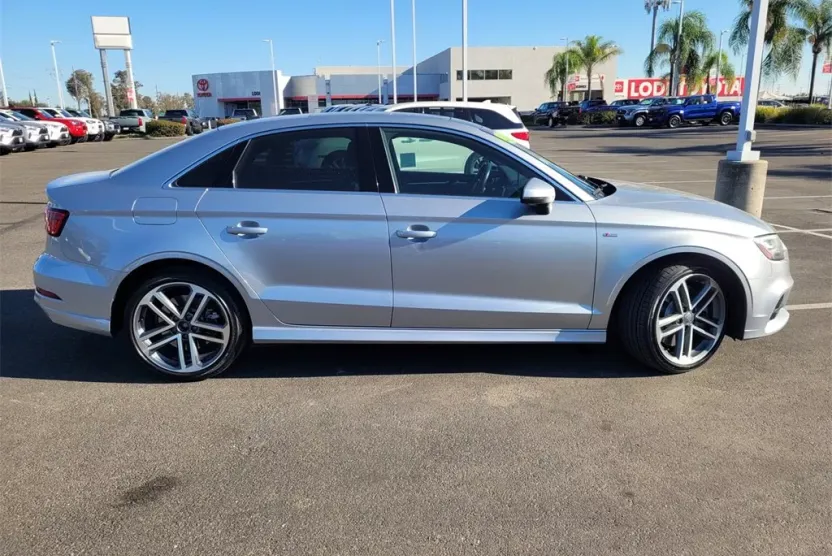 2019 Audi A3 2.0T Premium Plus photo 1