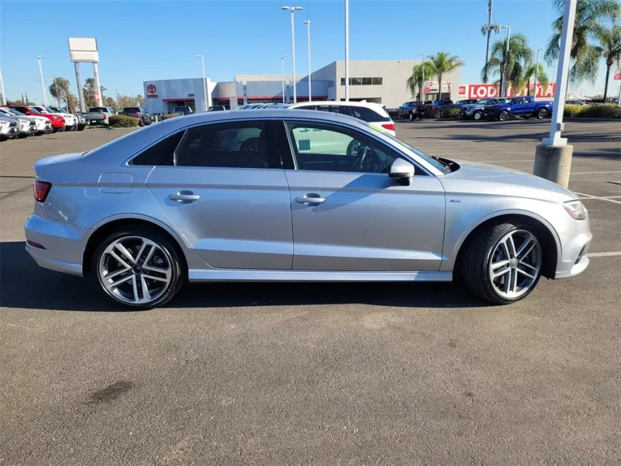 2019 Audi A3 2.0T Premium Plus photo 1