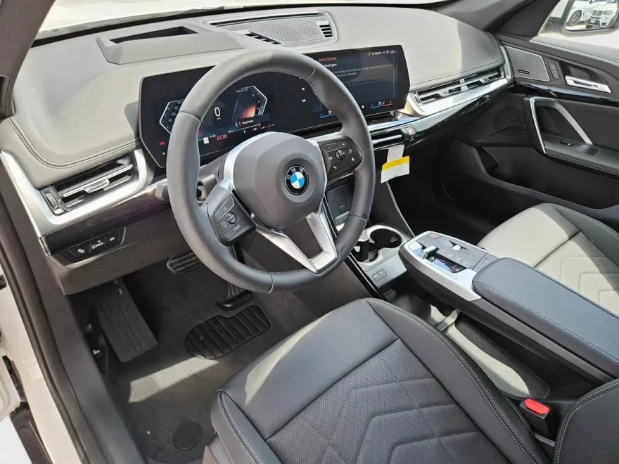 2026 Bmw X1 XDrive28i photo 1