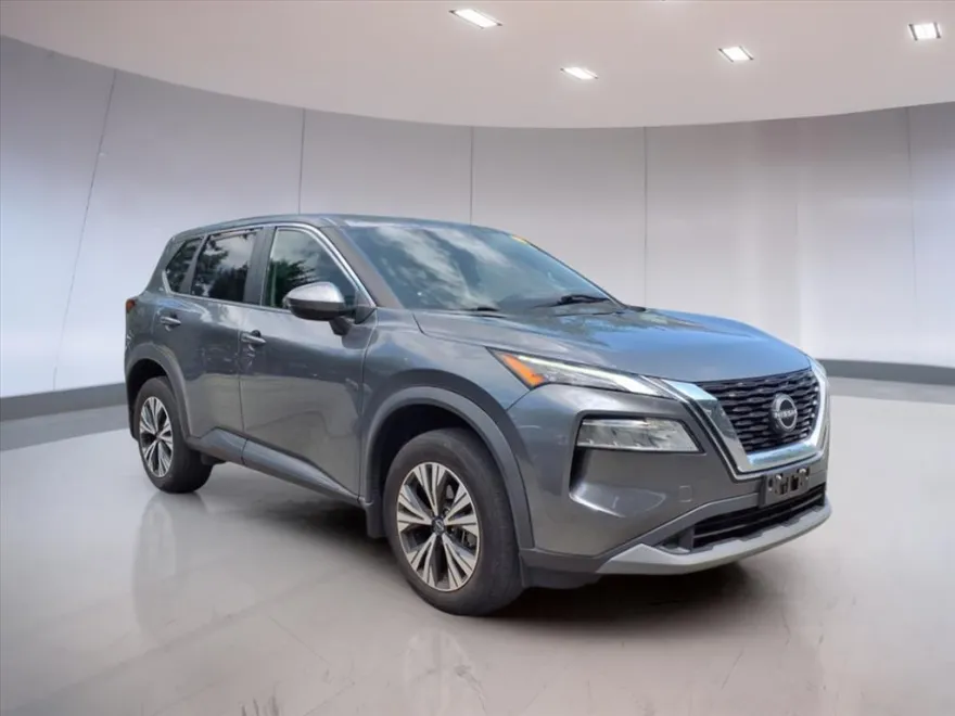 2022 Nissan Rogue SV photo 1