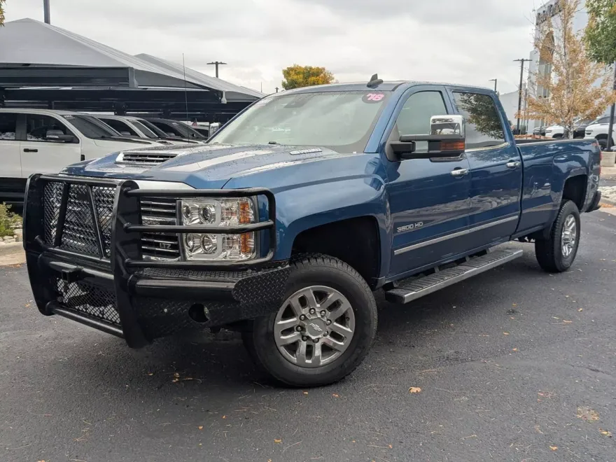 2018 Chevrolet Silverado 3500HD LTZ photo 1