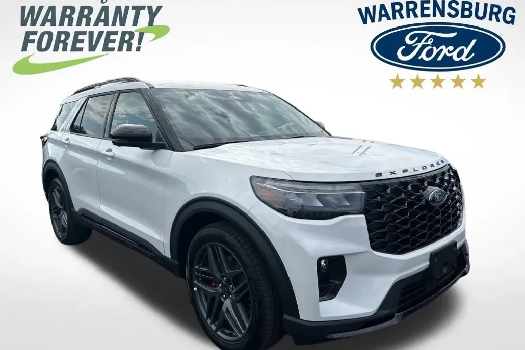 2025 Ford Explorer ST photo 1