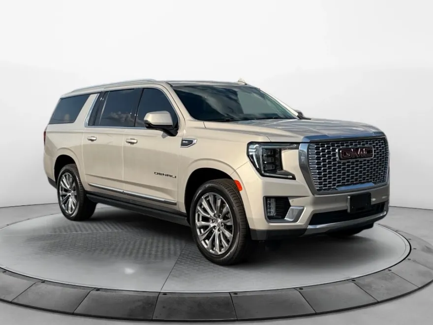 2021 Gmc Yukon XL Denali photo 1