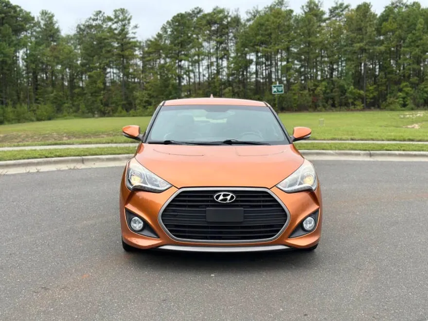 2016 Hyundai Veloster Turbo photo 1