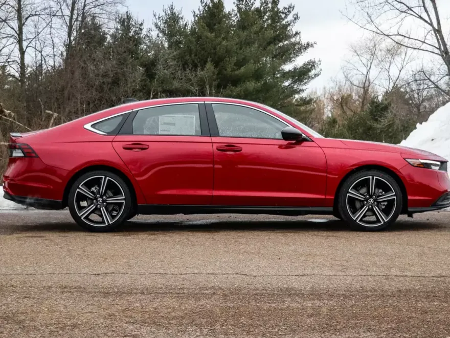 2025 Honda Accord Hybrid Sport photo 1