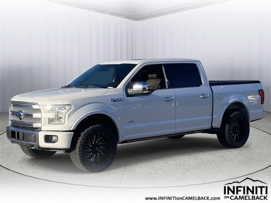 2015 Ford F-150 Platinum photo 1