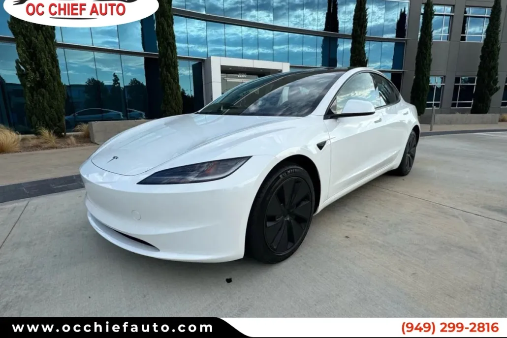 2024 Tesla Model 3 Long Range photo 1