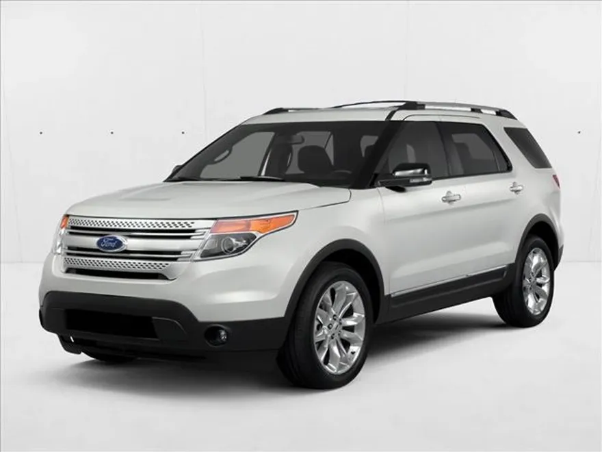 2014 Ford Explorer XLT photo 1