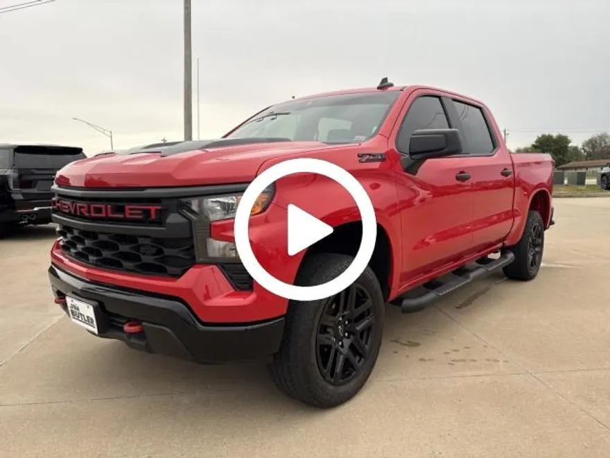 2025 Chevrolet Silverado 1500 Custom Trail Boss photo 1