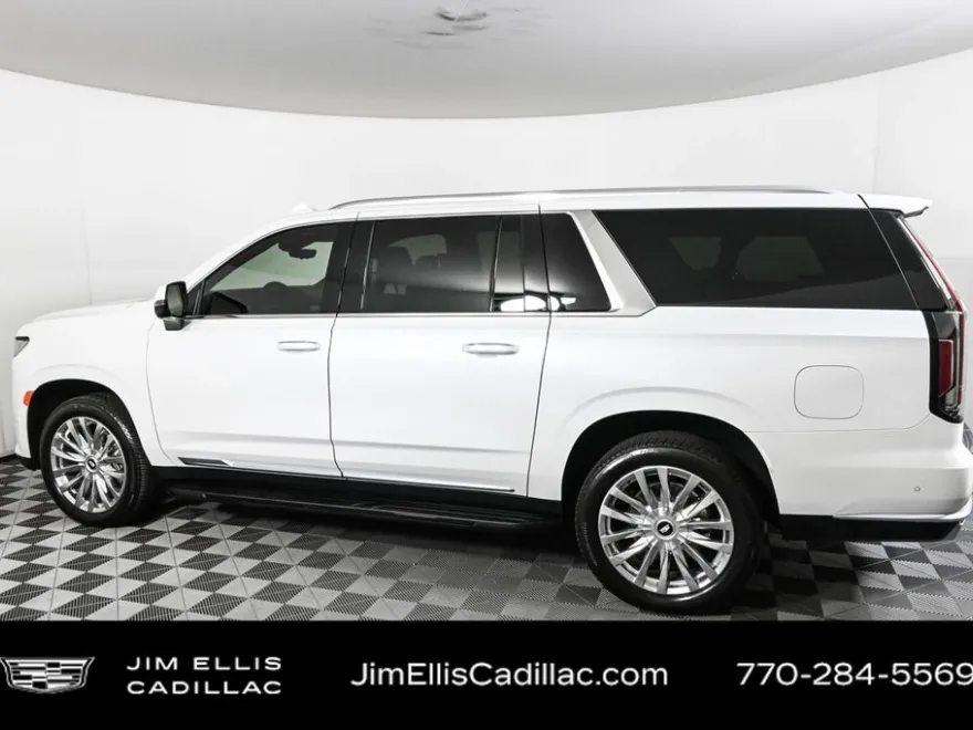 2023 Cadillac Escalade ESV Premium Luxury photo 1