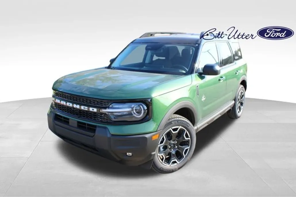 2025 Ford Bronco Sport Outer Banks photo 1
