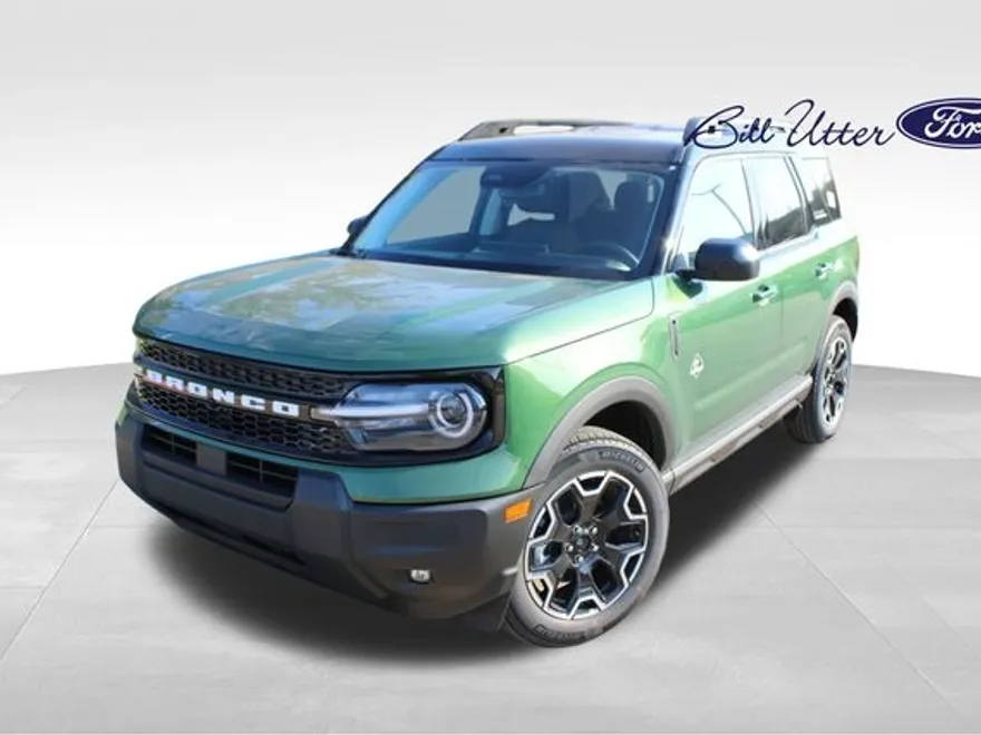 2025 Ford Bronco Sport Outer Banks photo 1
