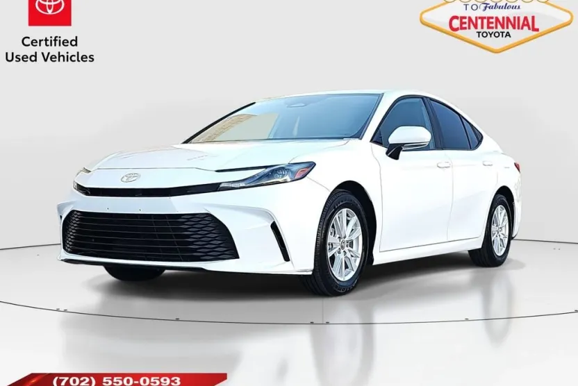 2025 Toyota Camry LE photo 1