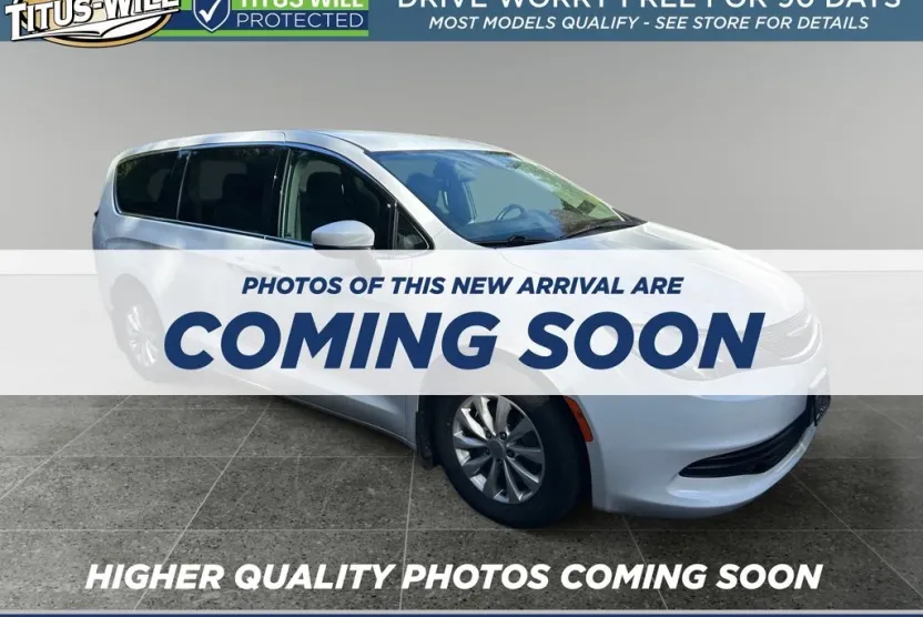 2019 Chrysler Pacifica LX photo 1