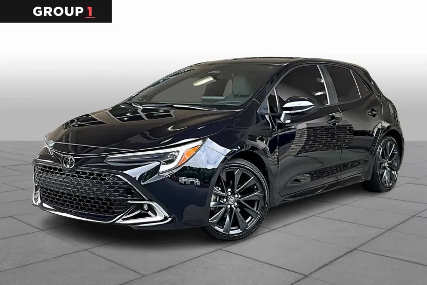 2025 Toyota Corolla XSE photo 1