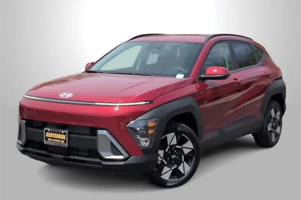 2025 Hyundai Kona SEL photo 1