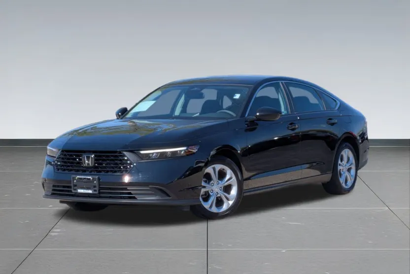 2023 Honda Accord LX photo 1
