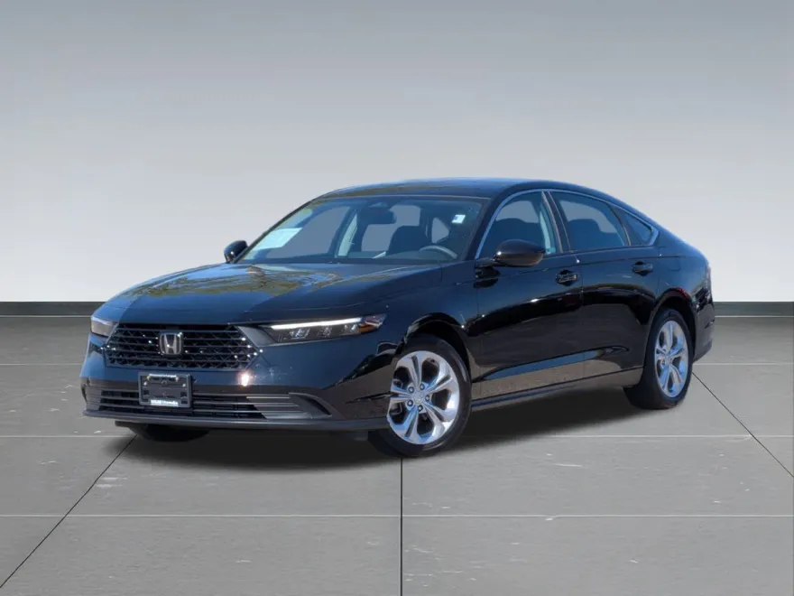 2023 Honda Accord LX photo 1
