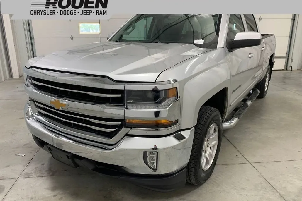 2018 Chevrolet Silverado 1500 LT1 photo 1
