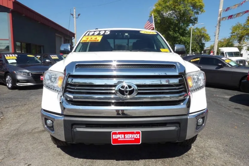 2016 Toyota Tundra TRD Pro photo 1