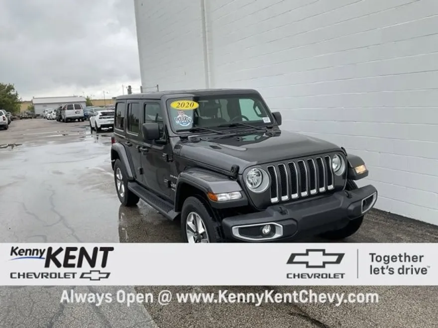 2020 Jeep Wrangler Unlimited Sahara photo 1