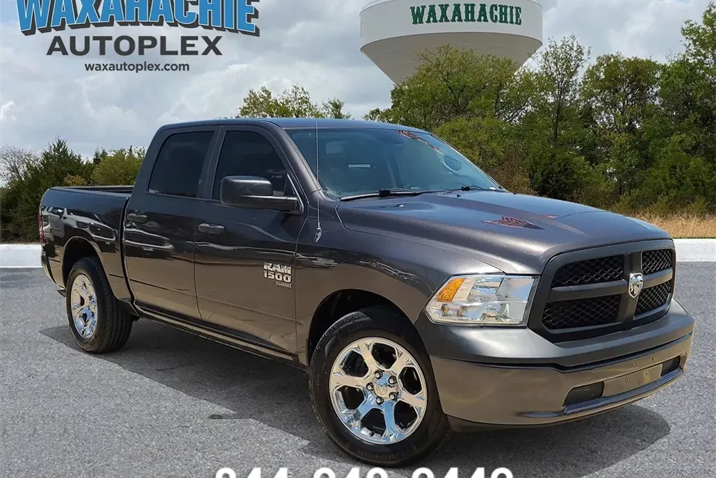 2024 Ram 1500 Classic Tradesman photo 1