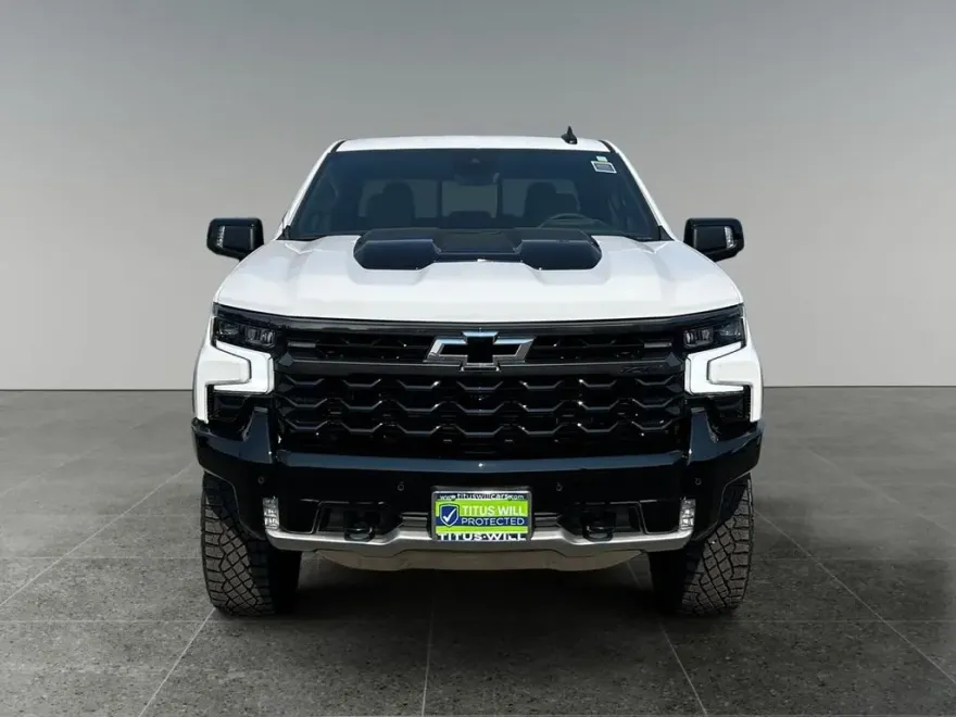 2026 Chevrolet Silverado 1500 ZR2 photo 1