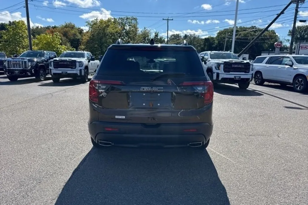 2023 Gmc Acadia SLT photo 1
