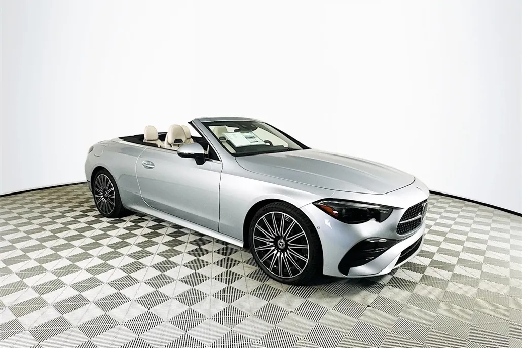 2026 Mercedes Benz CLE 300 4MATIC photo 1