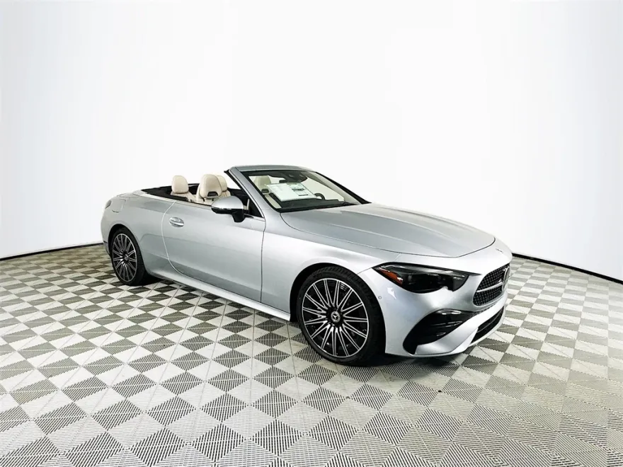 2026 Mercedes Benz CLE 300 4MATIC photo 1