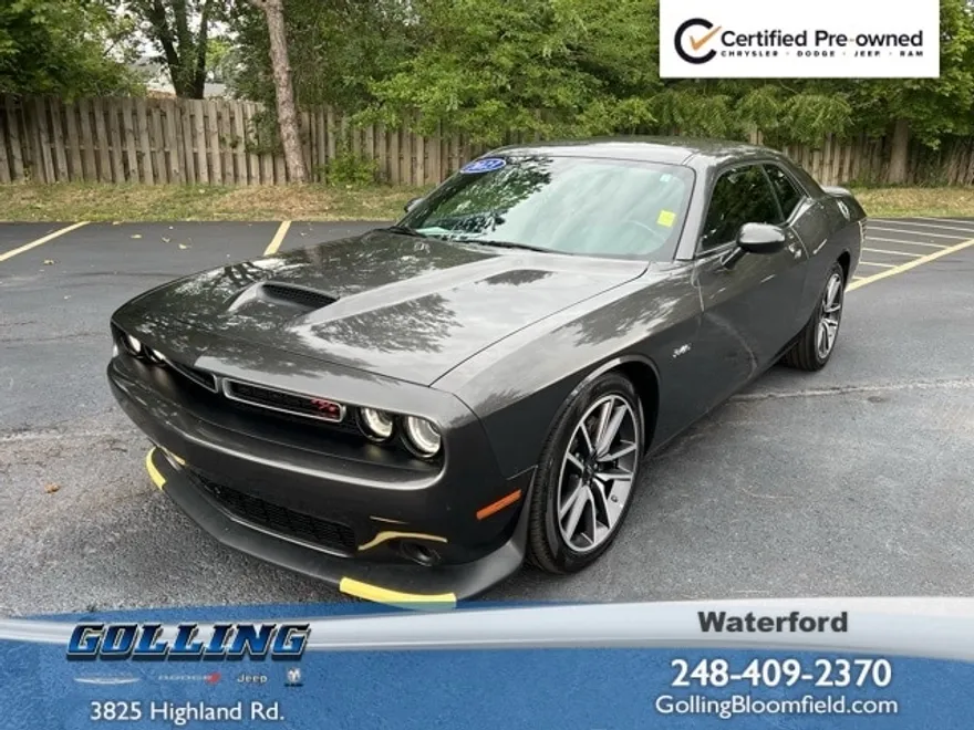 2023 Dodge Challenger R/T photo 1